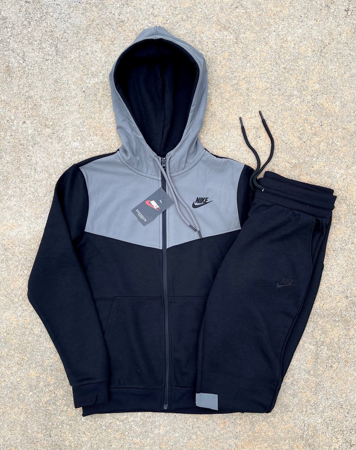 Men’s Black/Grey Zip Up Hoodie Sweatpants Set 