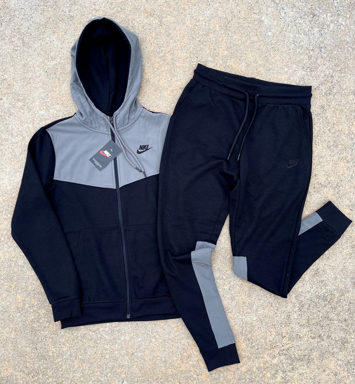 Men’s Black/Grey Zip Up Hoodie Sweatpants Set 