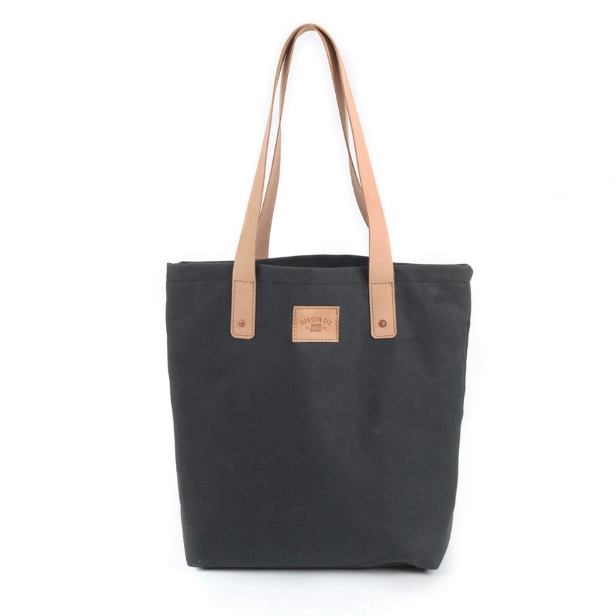 Image of Daily Tote: Black