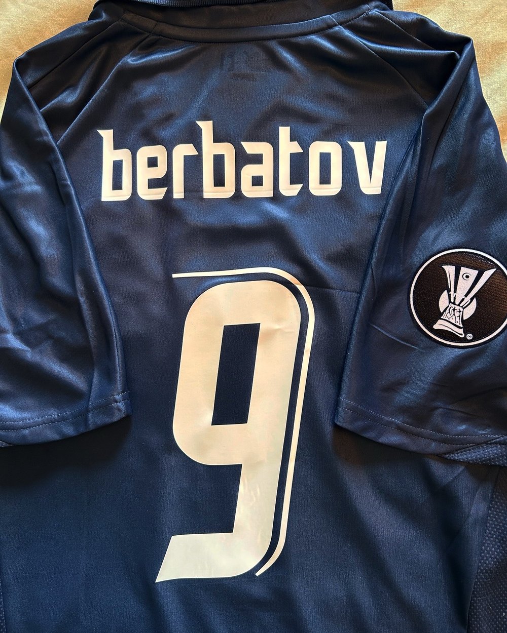 Image of Tottenham Hotspur “BERBATOV 9” 2007/08 Away Shirt + UEFA patch (M)