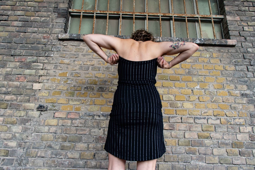 Image of TUBE DRESS BLACK LINE