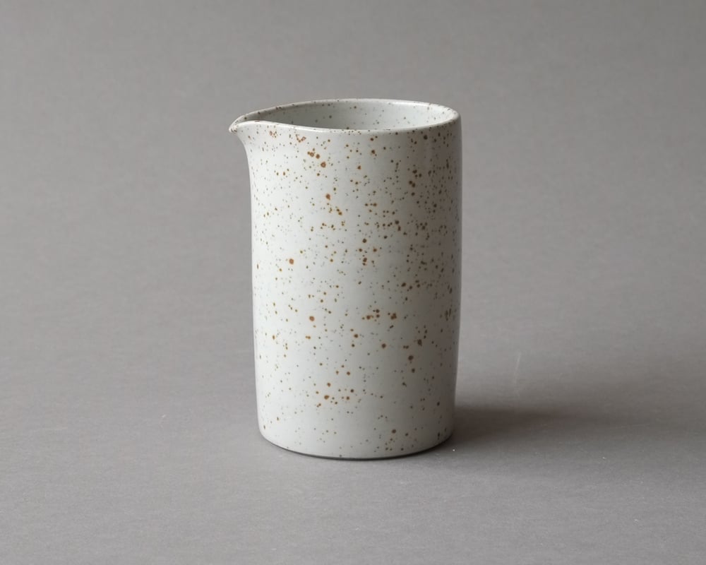 Image of Speckle Pourer