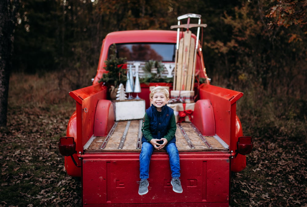 Image of 2021 Vintage Red Truck Mini Session