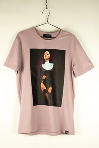 Lilac crew neck t-shirt with nun print