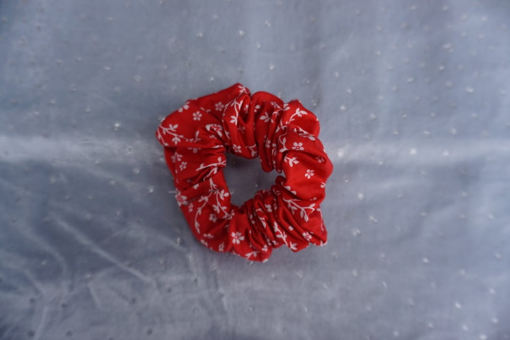 Image of Picnic Date Scrunchie 