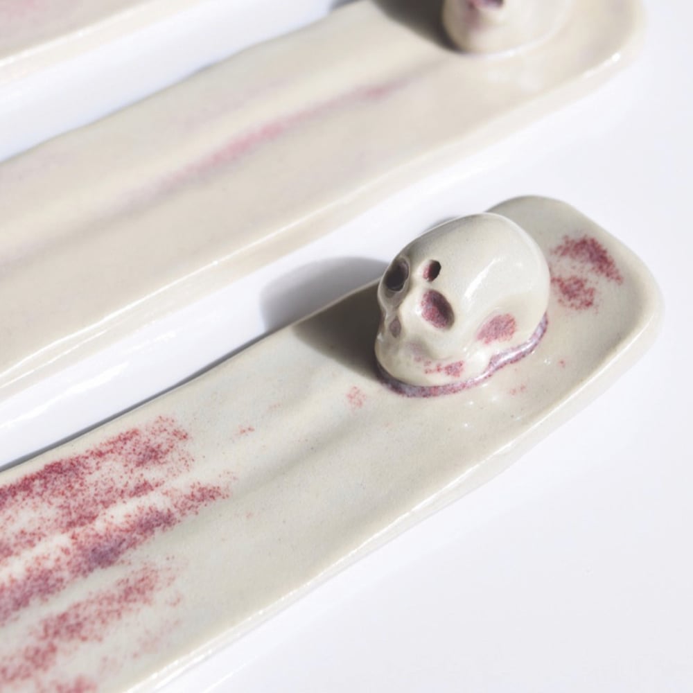 Image of Ceramic incense holder (Bone)