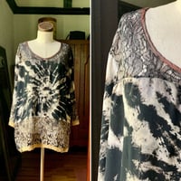 Image 2 of Lacework Blouse (3 Colors) O/S