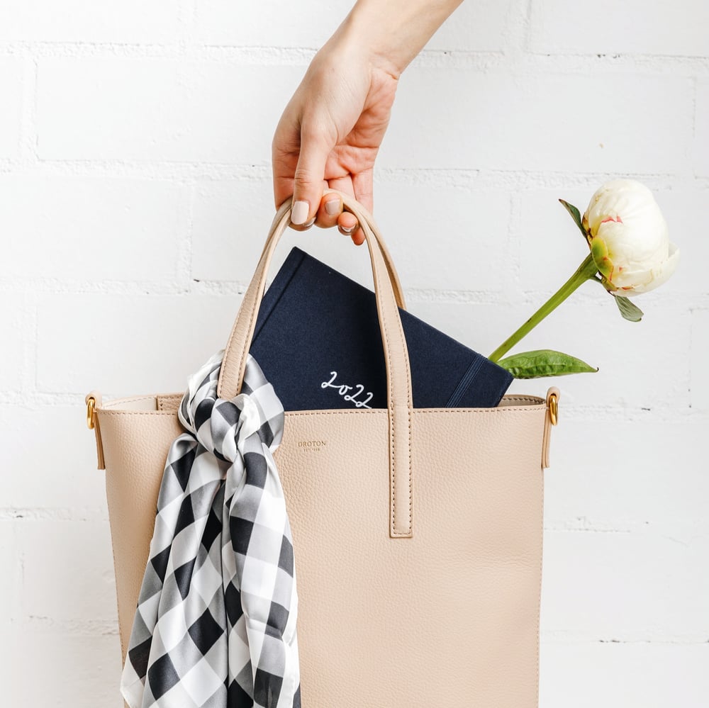 Stationery Cathy Penton Atelier Causebox Fall 2022