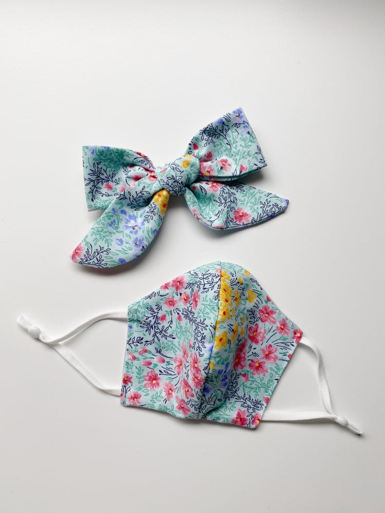 Image of Face Mask & Bow Set | Floral