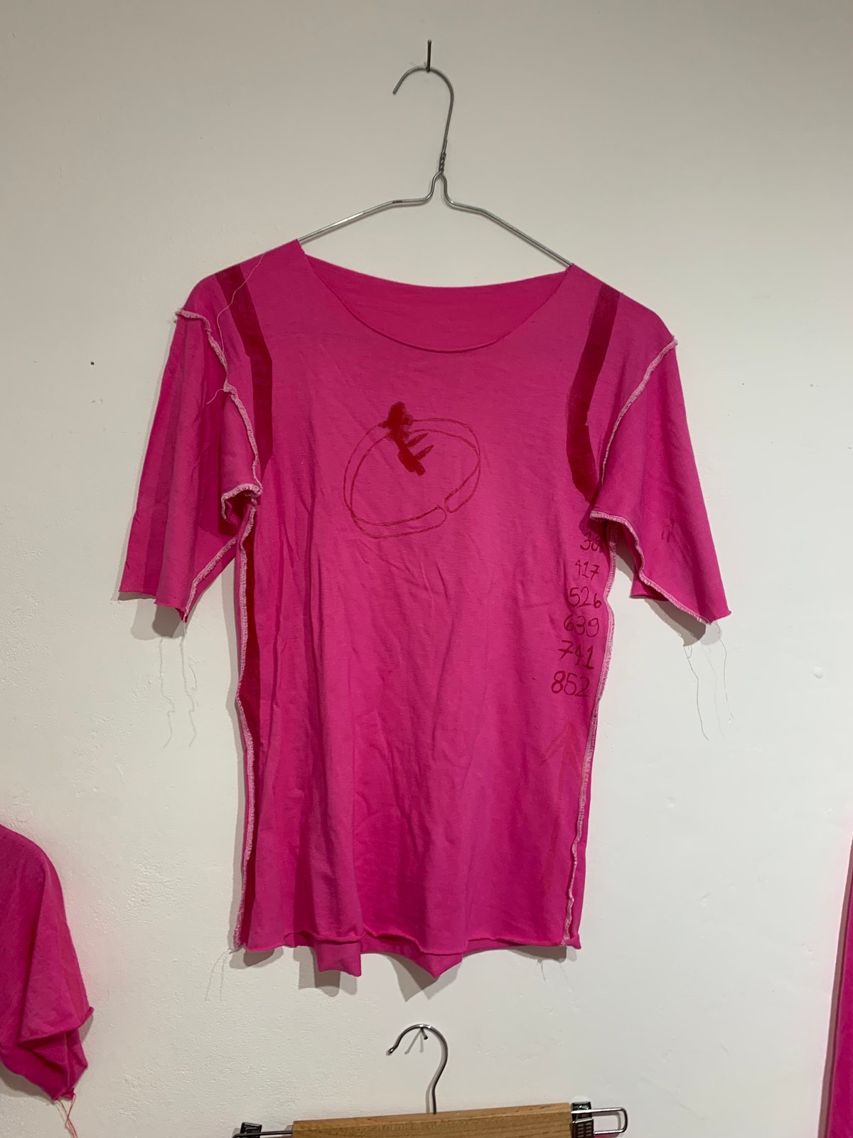 Image of PINK SOUND FREQUENCY T-SHIRT, Edie Ashley (2021)