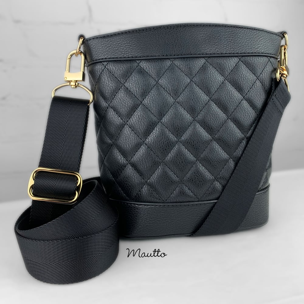 Image of Black Onyx Adjustable Strap for Bags - Luxurious Satin Nylon, 1.5" Wide - U Shape #16XLG Hooks