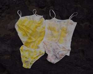 The coral set