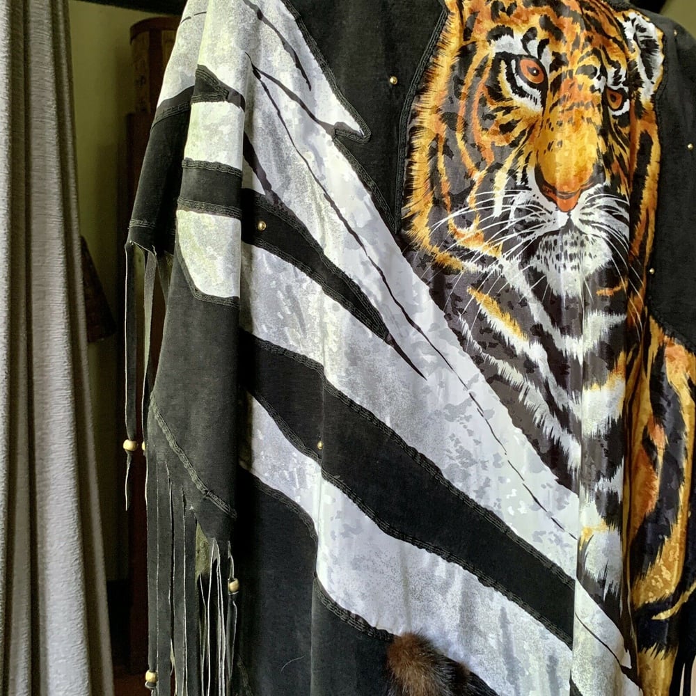 Fringe Suede Leather Bengal Tiger Cape O/S