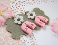 Image 4 of Pretty flowers