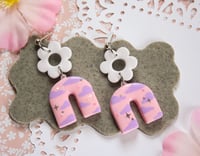 Image 1 of Pretty skies