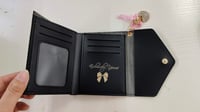 Image 4 of EY Signature Wallet