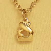 Pinch Heart Detail Necklace