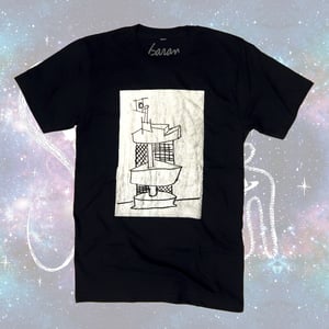 Trisectional Can black tee