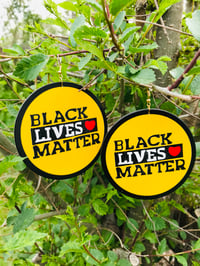 Black Lives Matter (Yellow)