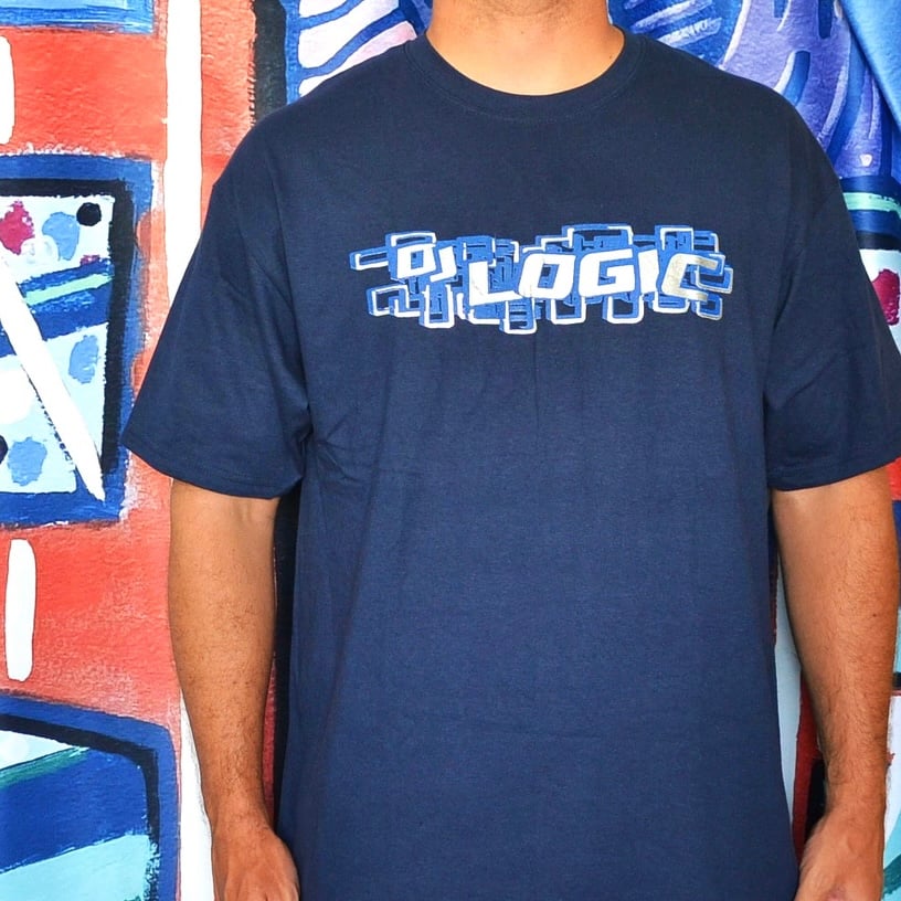 Image of Vintage 2000's DJ Logic New York Turntablist Spell Out T-Shirt Sz.L