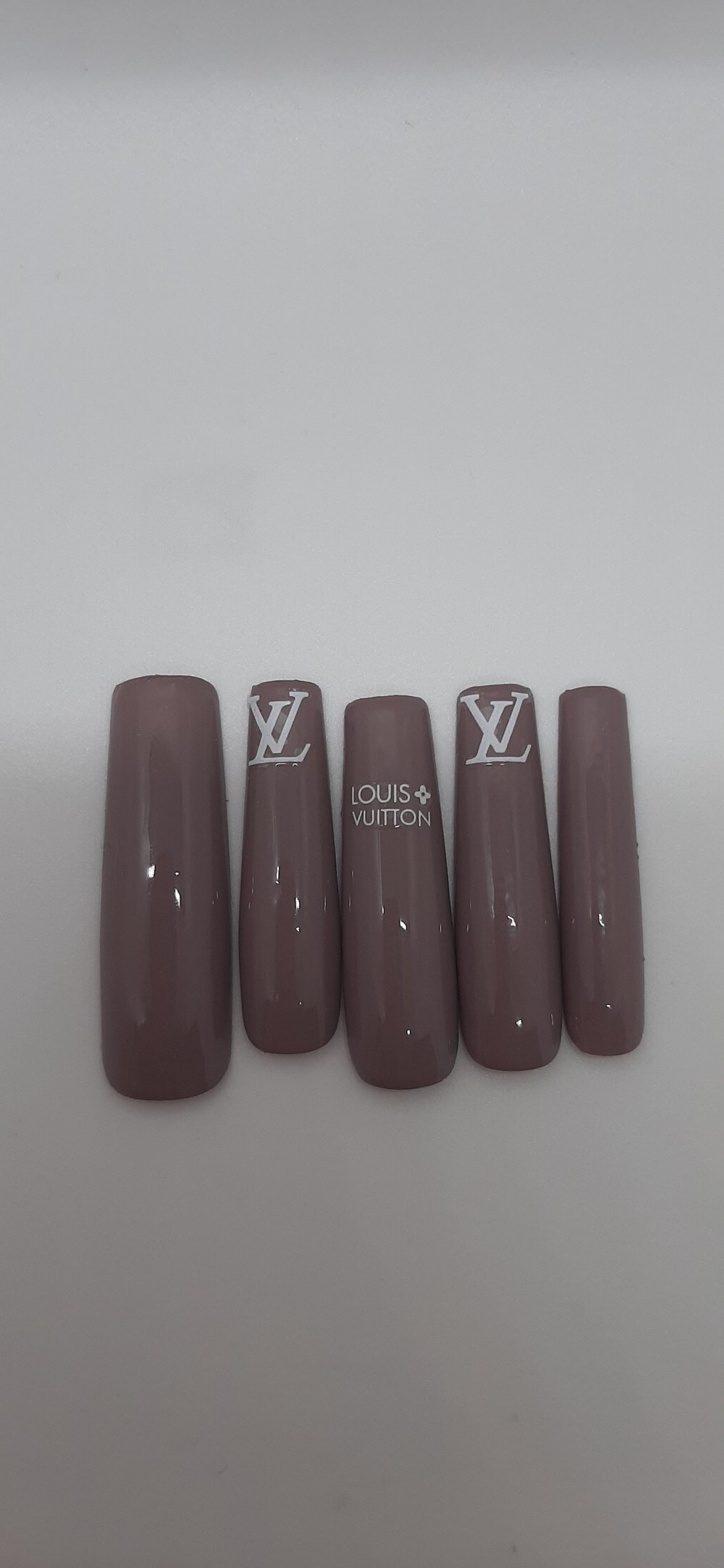 Image of Bean dropped LV Press On Nails 