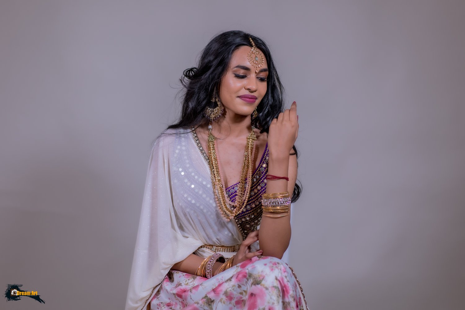 Image of RICH STONE WORK LILAC LENGHA