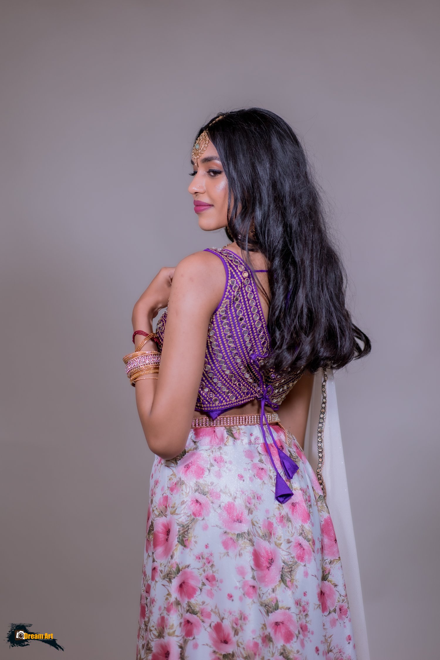 Image of RICH STONE WORK LILAC LENGHA