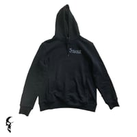 “Deadheart”hoodies