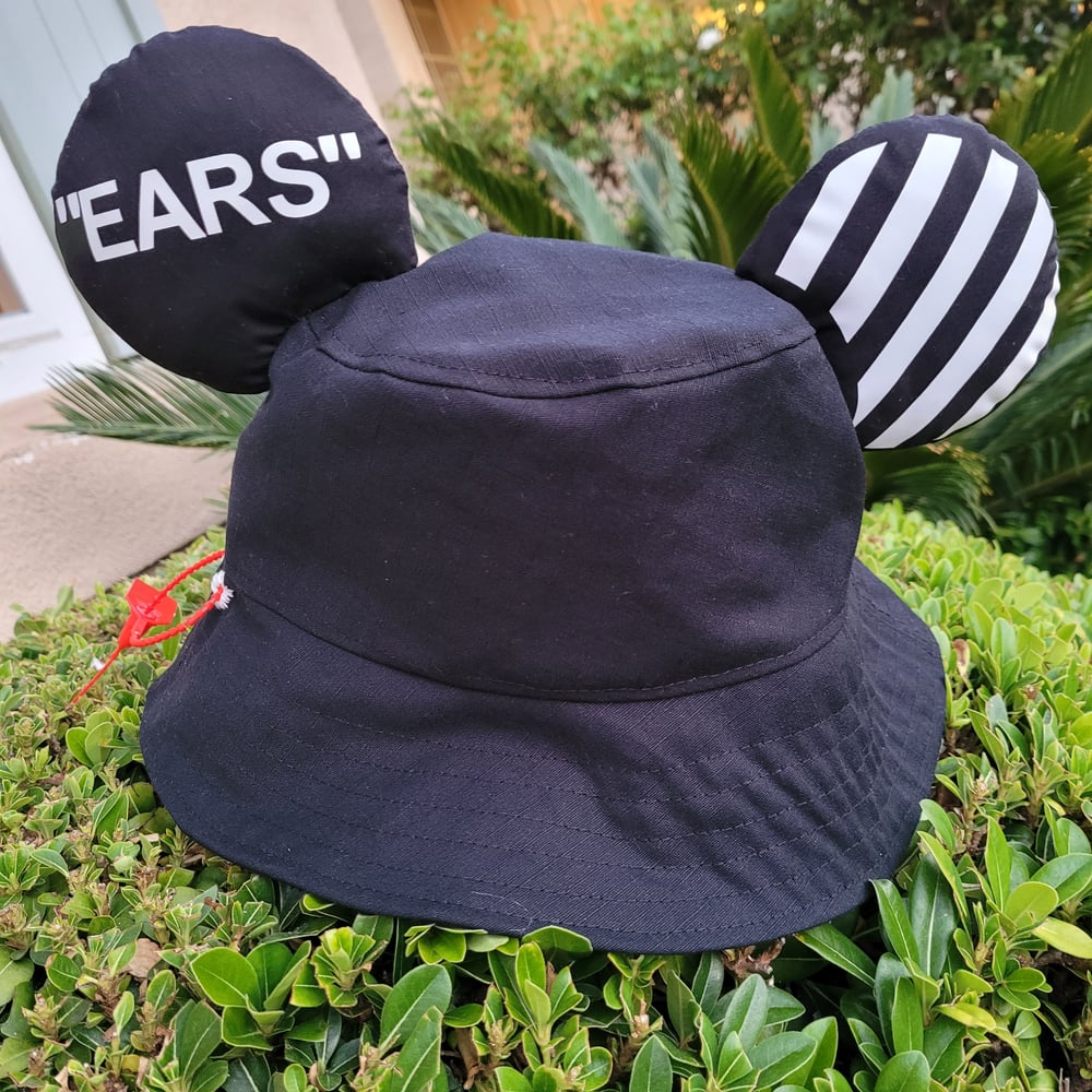 Bucket Hat Ears