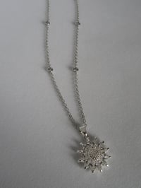 Image 4 of Kate Middleton Duchess of Cambridge Inspired Replikate Clear Cubic Zirconia Daisy Pendant Necklace