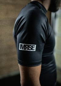 Image 4 of Flow Short Sleeve Rashguard (Black)