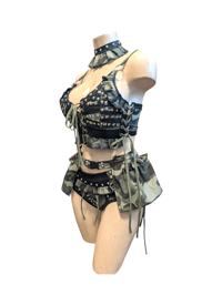 Image 2 of Camo battle gear set
