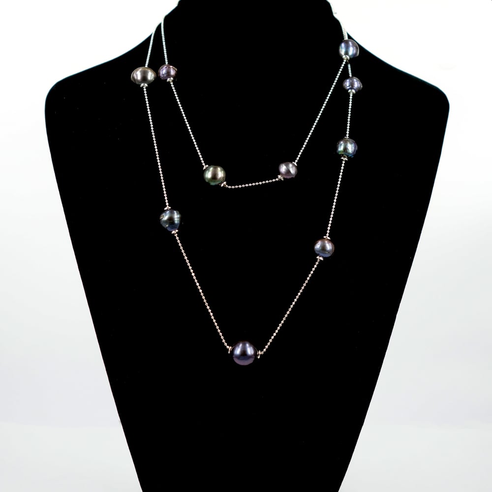 Image of Sterling silver necklace with adjustable black fresh water pearls. M3227