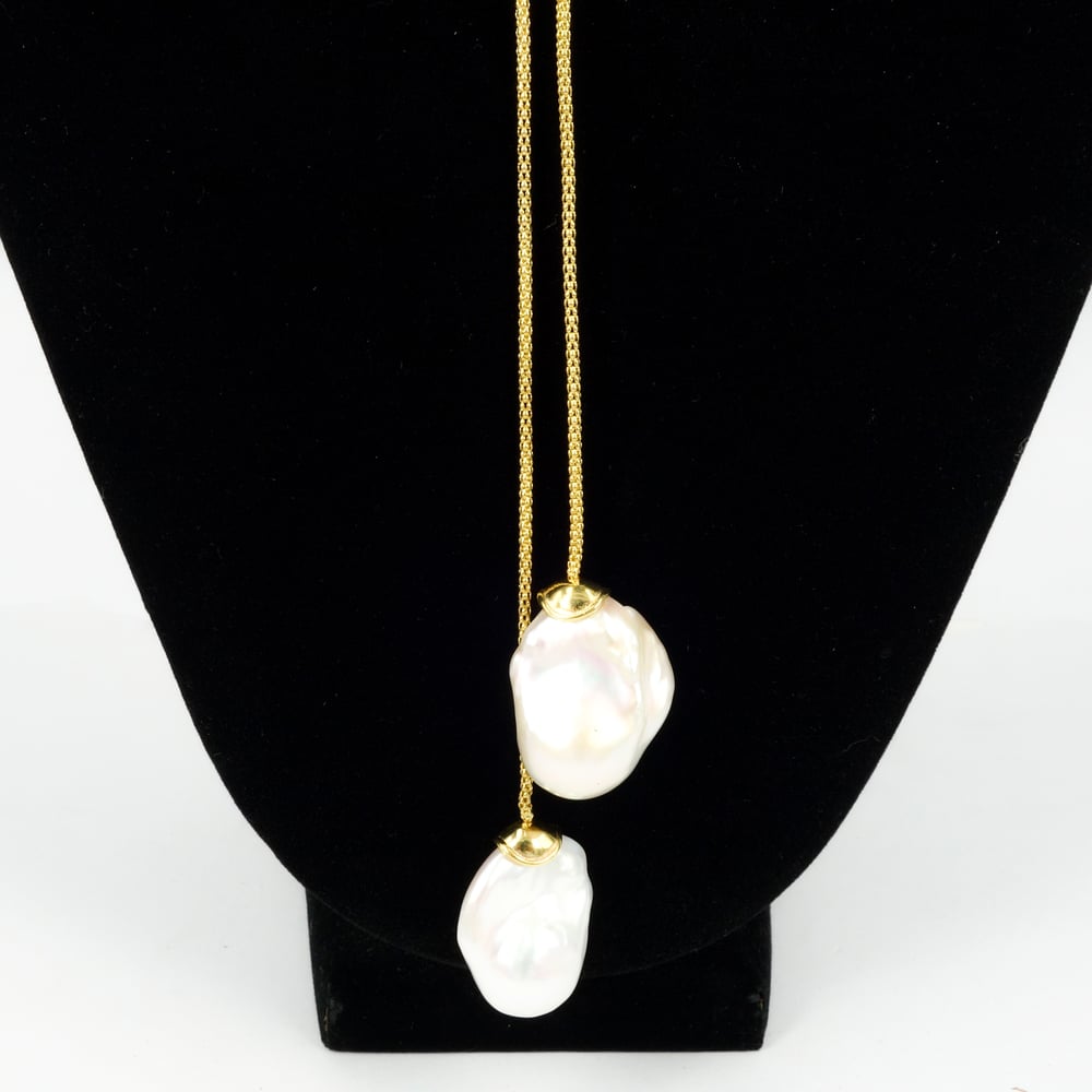 Image of Yellow gold / sterling silver necklace with adjustable  large baroque cream fresh water pearls. M230