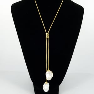 Image of Yellow gold / sterling silver necklace with adjustable  large baroque cream fresh water pearls. M230