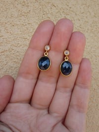 Image 3 of Kate Middleton Duchess of Cambridge Inspired Replikate Yellow Gold Natural Sapphire Drop Earrings