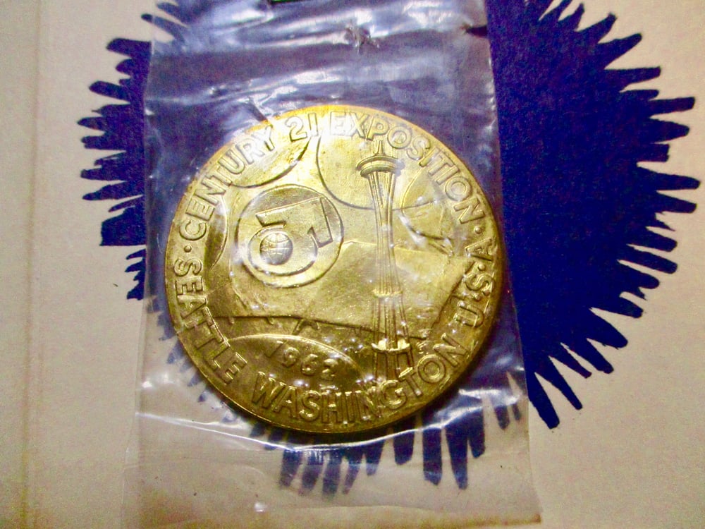 1962 C21-Original 1962 Folder with a Gem Mint Space Age Official Medal #S251