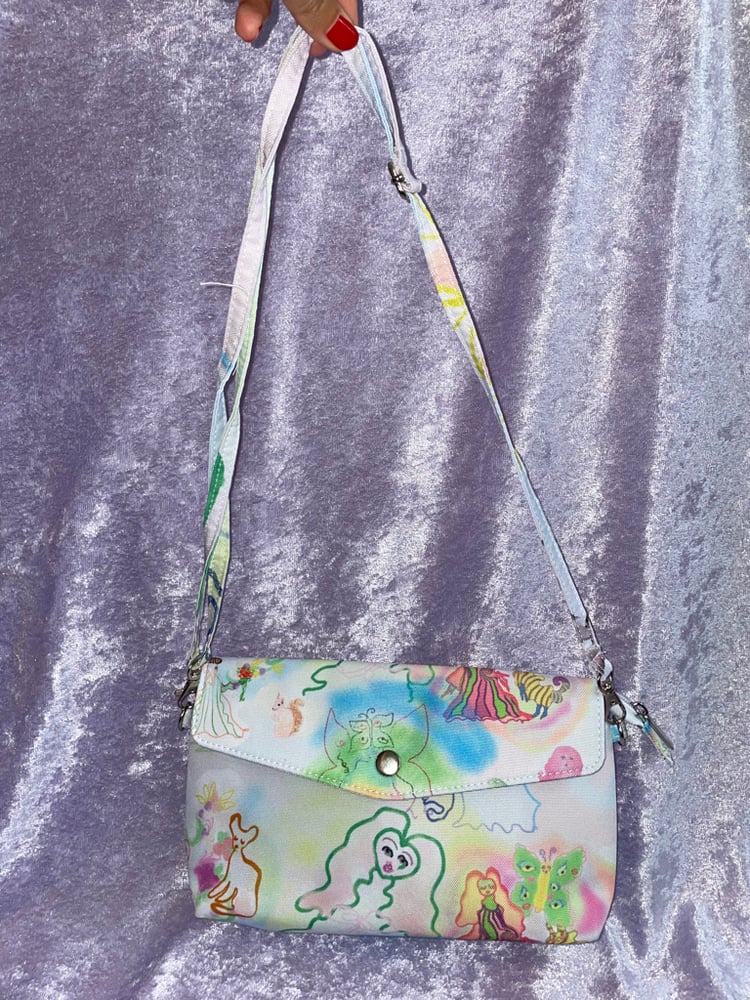 Image of Strawberry Purse