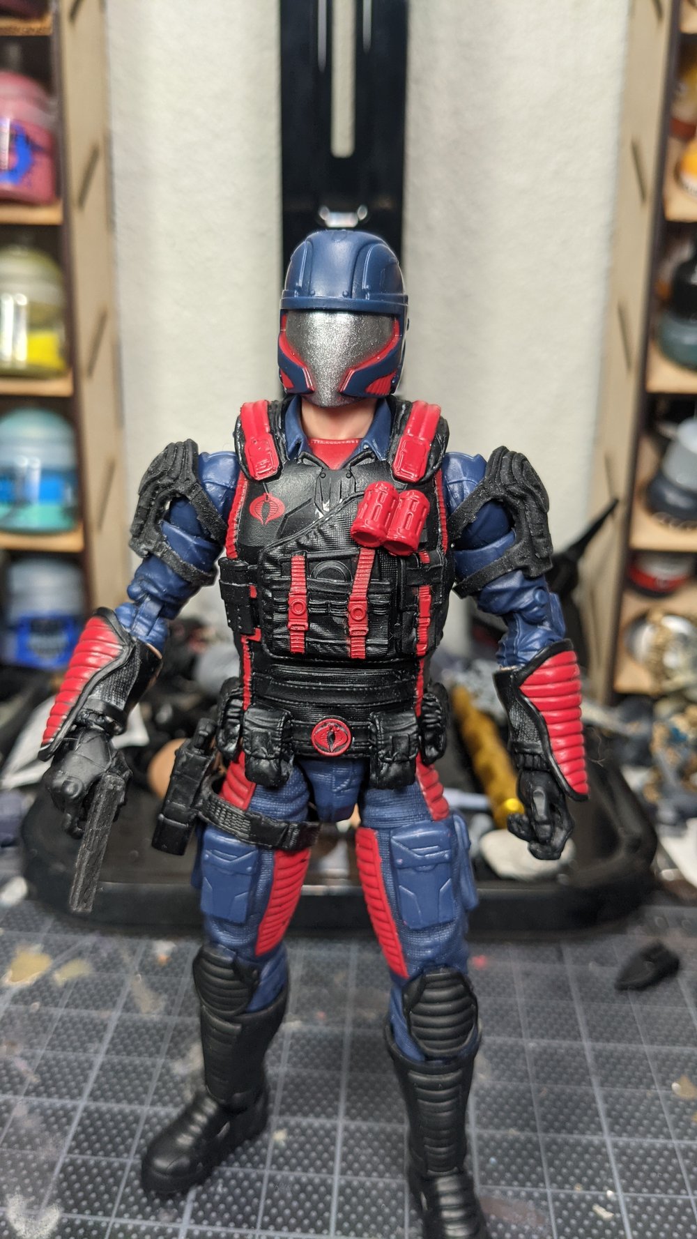 Cobra shoulder armor