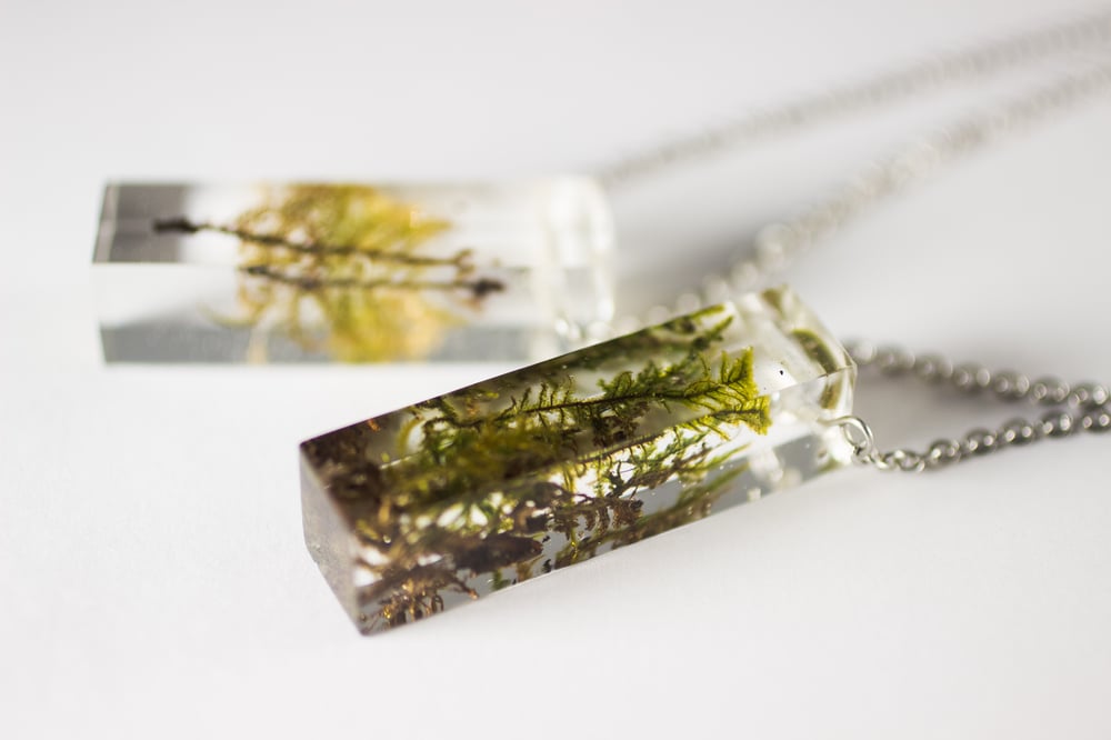 Image of Rectangular Moss Specimen Necklace