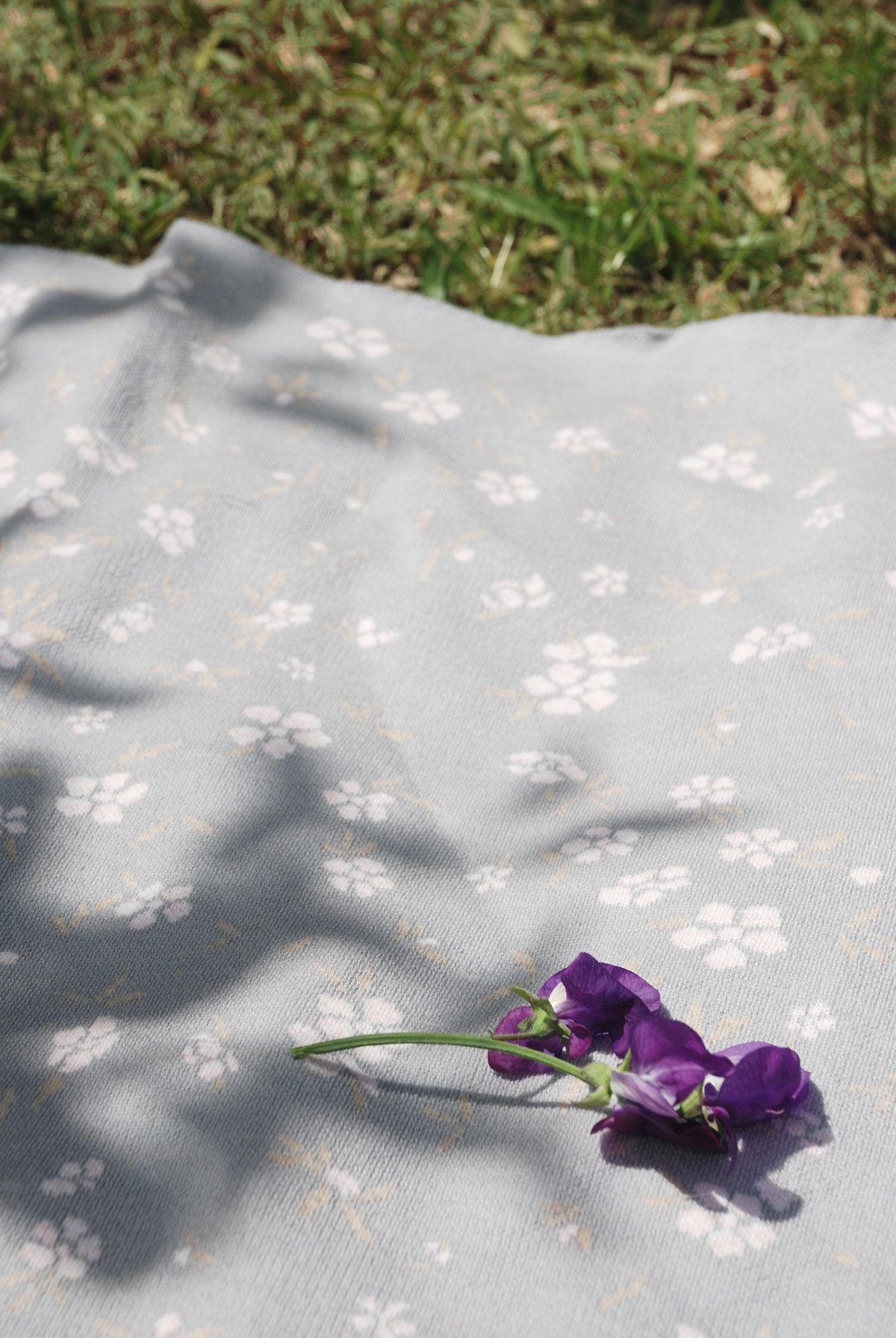 Image of Manuka Flower Blanket - Aotearoa Collection