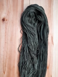 Image 2 of Mossy yarn