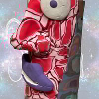 Image 2 of Face Vase's  -  Pride Cap