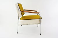 Image 2 of Fauteuil chromé tricolore jaune