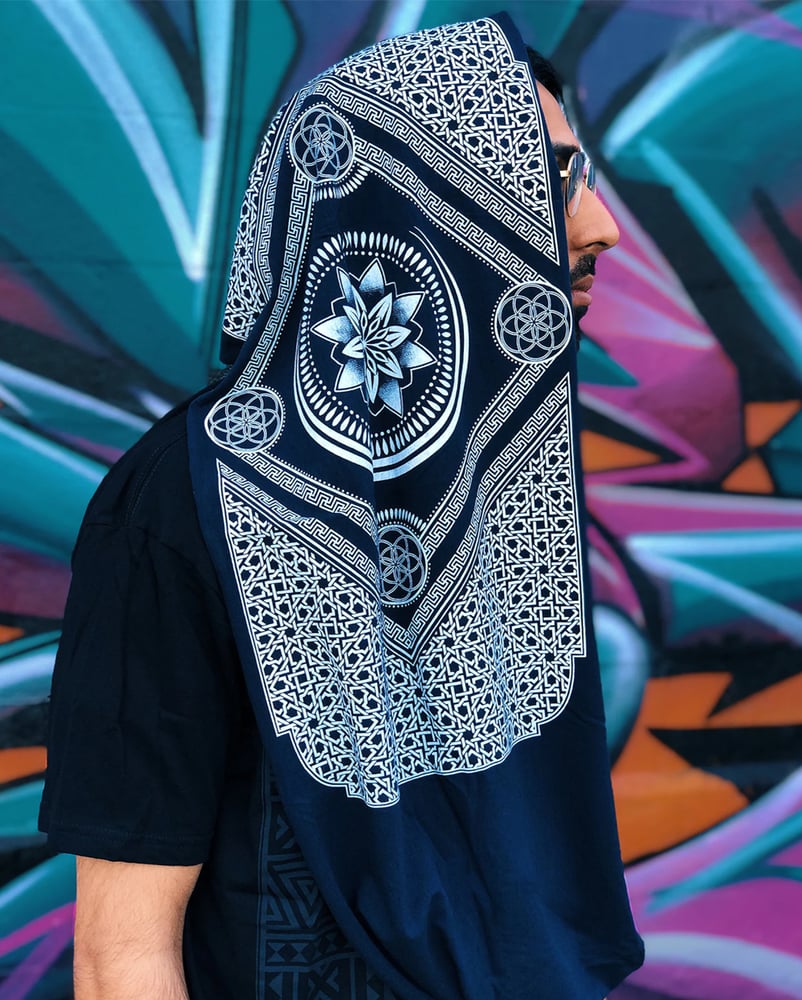 Image of Infinity Hood Bamboo and Organic Cotton Eternal Scarf