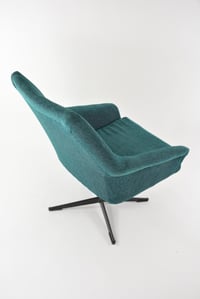 Image 2 of Fauteuil coquille pivotante XL verte