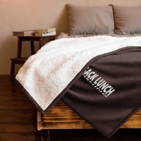 Image 3 of Premium sherpa blanket