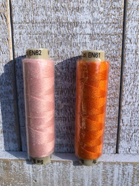 Image of Ellana Wool Thread EN61 Spice, EN62 Rose Petal