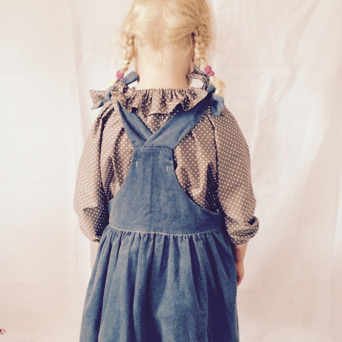 Mavie Blouse- taupe popeline