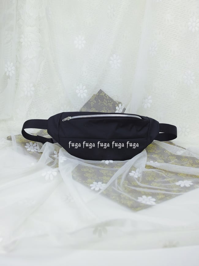 black tech cross bag III